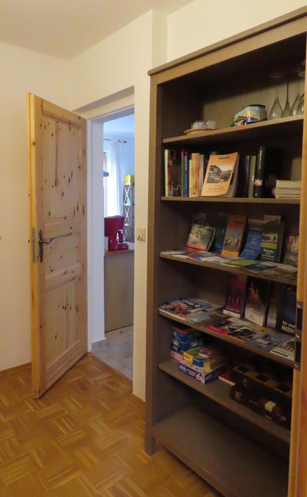 Ferienwohnung "Specker Krug" Kargow ภายนอก รูปภาพ